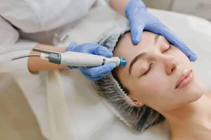 HydraFacial MD makes the use of patented infusion technology that helps in the penetration of various serums containing depigmenting...